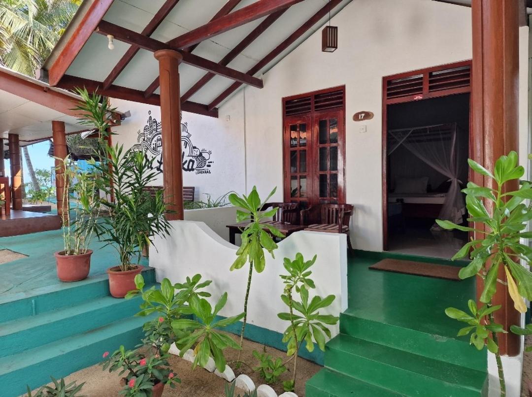 Panorama Beach Hotel Tangalle Dış mekan fotoğraf