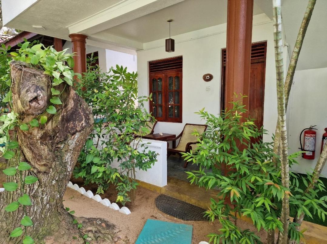 Panorama Beach Hotel Tangalle Dış mekan fotoğraf
