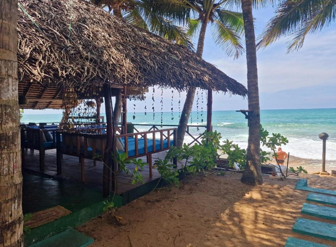 Panorama Beach Hotel Tangalle Dış mekan fotoğraf